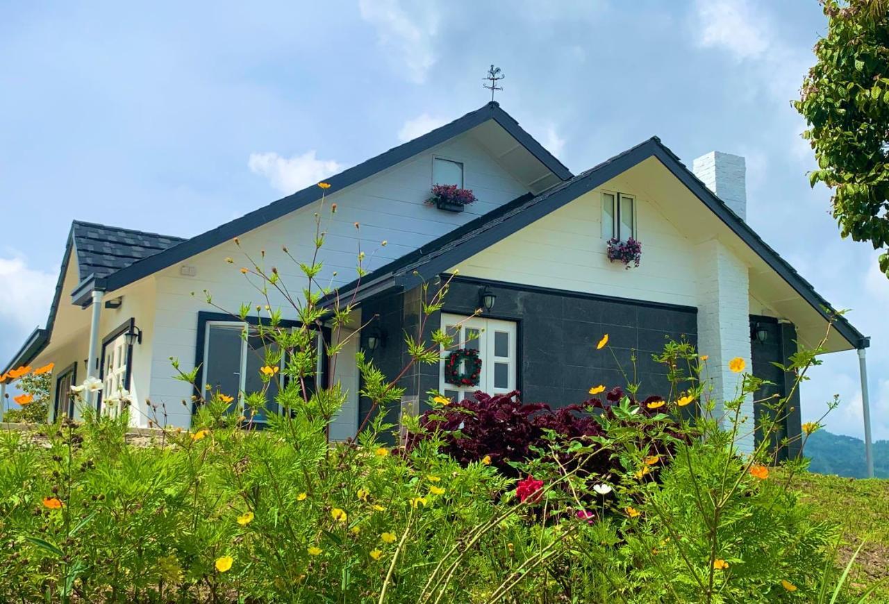 Hounon White Chimney Cottage راناوْ المظهر الخارجي الصورة